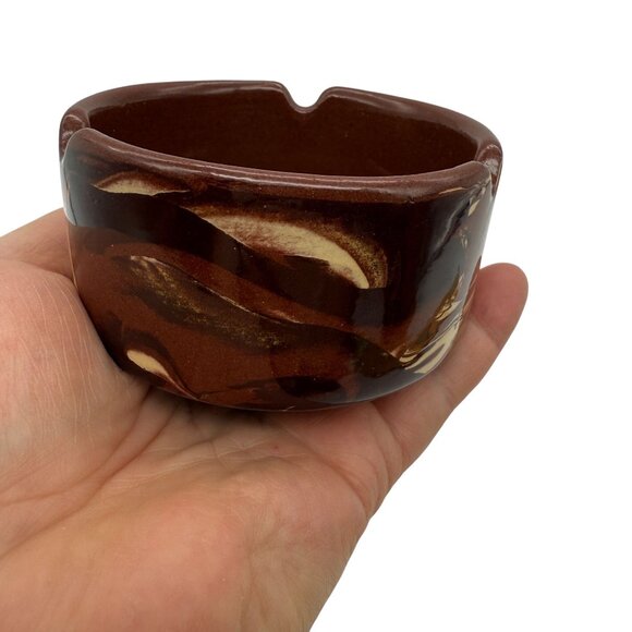 Vtg Clays in Calico Pottery Ashtray Cardwell Montana Marbled Brown Cream Signed - Picture 4 of 8